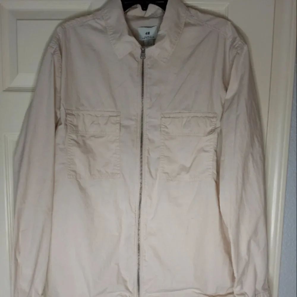 H & M Relaxed Fit Long Sleeve Pockets Lightweight Cotton Shirt/Jacket Ivory SZ L